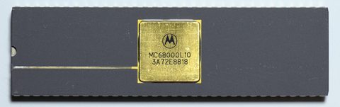 motorola_68000_pkg_1000w.png