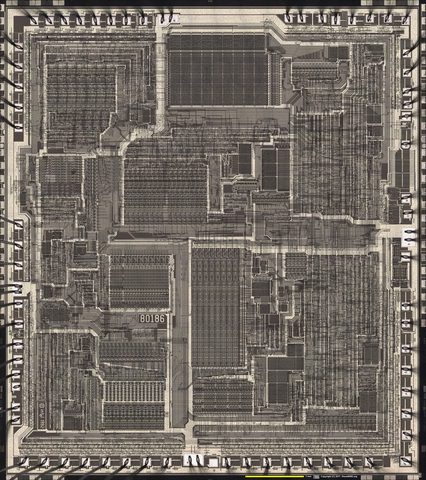 Intel_80186_die_shot_20x_1a_1600w.jpg