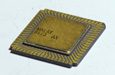 Intel_80286_8_S40194_package_iso_75h.jpg