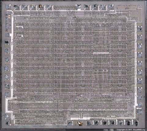 Atari_C012294_POKEY_die_shot_20x_1a_1600w.jpg