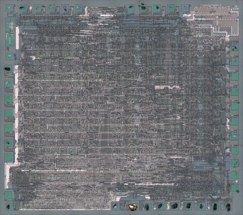 Atari_C012294_POKEY_die_shot_20x_1b_aligned_1600w.jpg